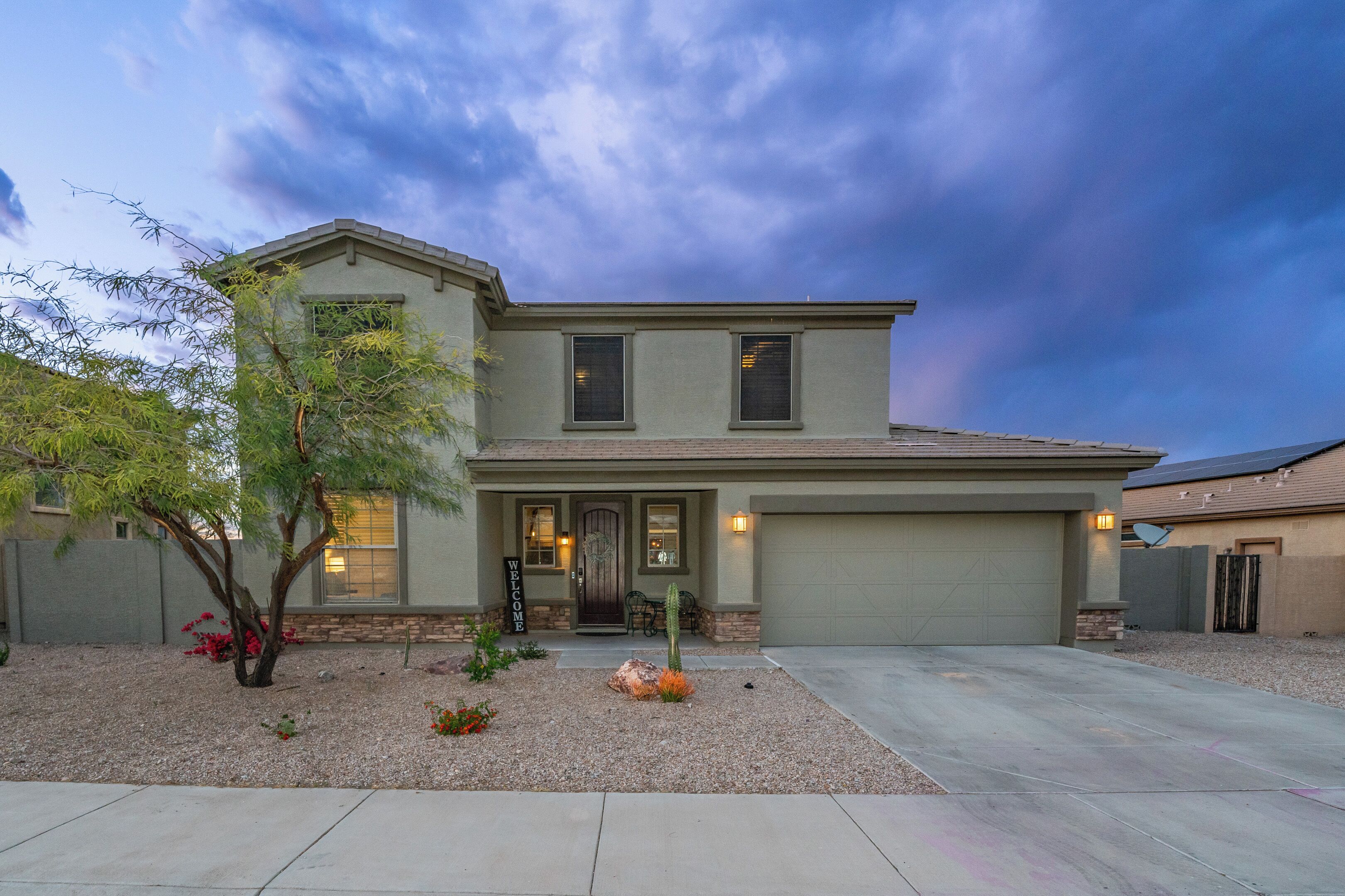 House (5 Bedrooms) | Interior