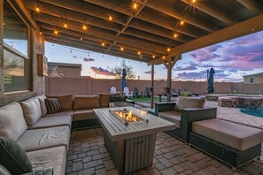 Interior - Pool & Patio: Family-friendly Goodyear Home! (Goodyear)