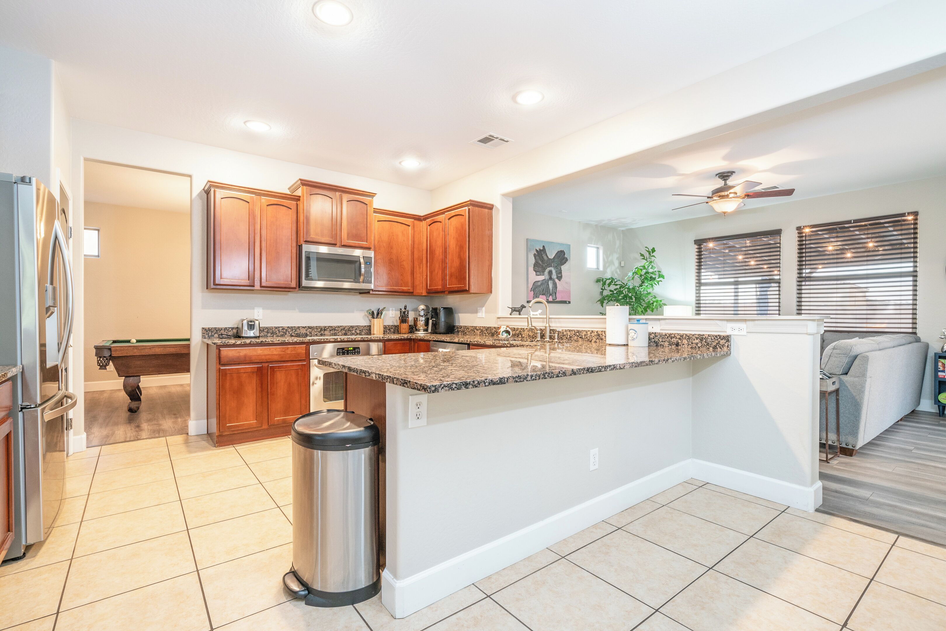 House (5 Bedrooms) | Interior