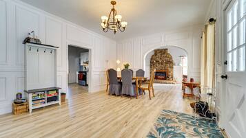 Cottage (4 Bedrooms) | Interior