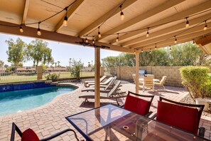 House (5 Bedrooms) | Interior - Golf Course Views: Stunning Oasis in Phoenix! (Phoenix)