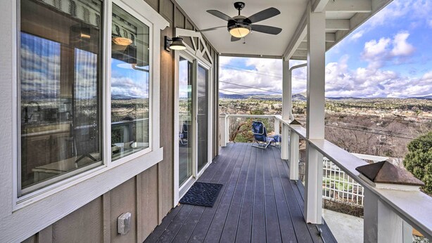 Terrace/patio - Historic Prescott Casita: Hot Tub & Mtn View! (Prescott)