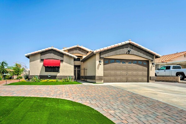 Exterior - Havasu Vacation Rental w/ Private Pool & Hot Tub! (Lake Havasu City)