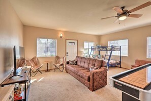 Interior - Fire Pit, Near Hiking Trails: Sedona Retreat! (Sedona)