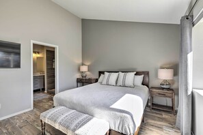 House (3 Bedrooms) | Interior - Modern Flagstaff Retreat ~ 4 Mi to Downtown! (Flagstaff)