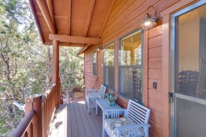 Terrace/patio - Relaxing Cabin w/ 2 Decks Near Fool Hollow Lake! (Show Low)