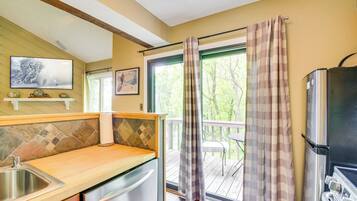 Apartment (1 Bedroom) | Interior