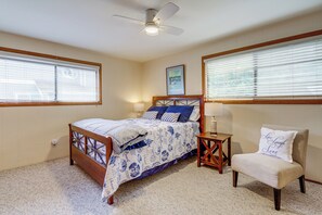 House (3 Bedrooms) | Interior - Beachfront Whidbey Island Home + Apartment! (Langley)