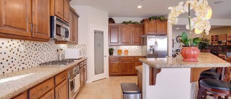 House (3 Bedrooms) | Interior