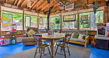 Charming Hampton Bays Home 5 Mi to Coopers Beach