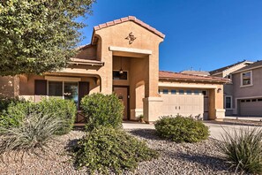 House (3 Bedrooms) | Interior - Maricopa Home w/ Swim-up Bar, Heated Pool & Slide (Maricopa)