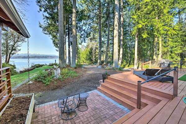 House (4 Bedrooms) | Interior - Mid-century Cabin w/ Deck & Puget Sound Vistas! (Hansville)