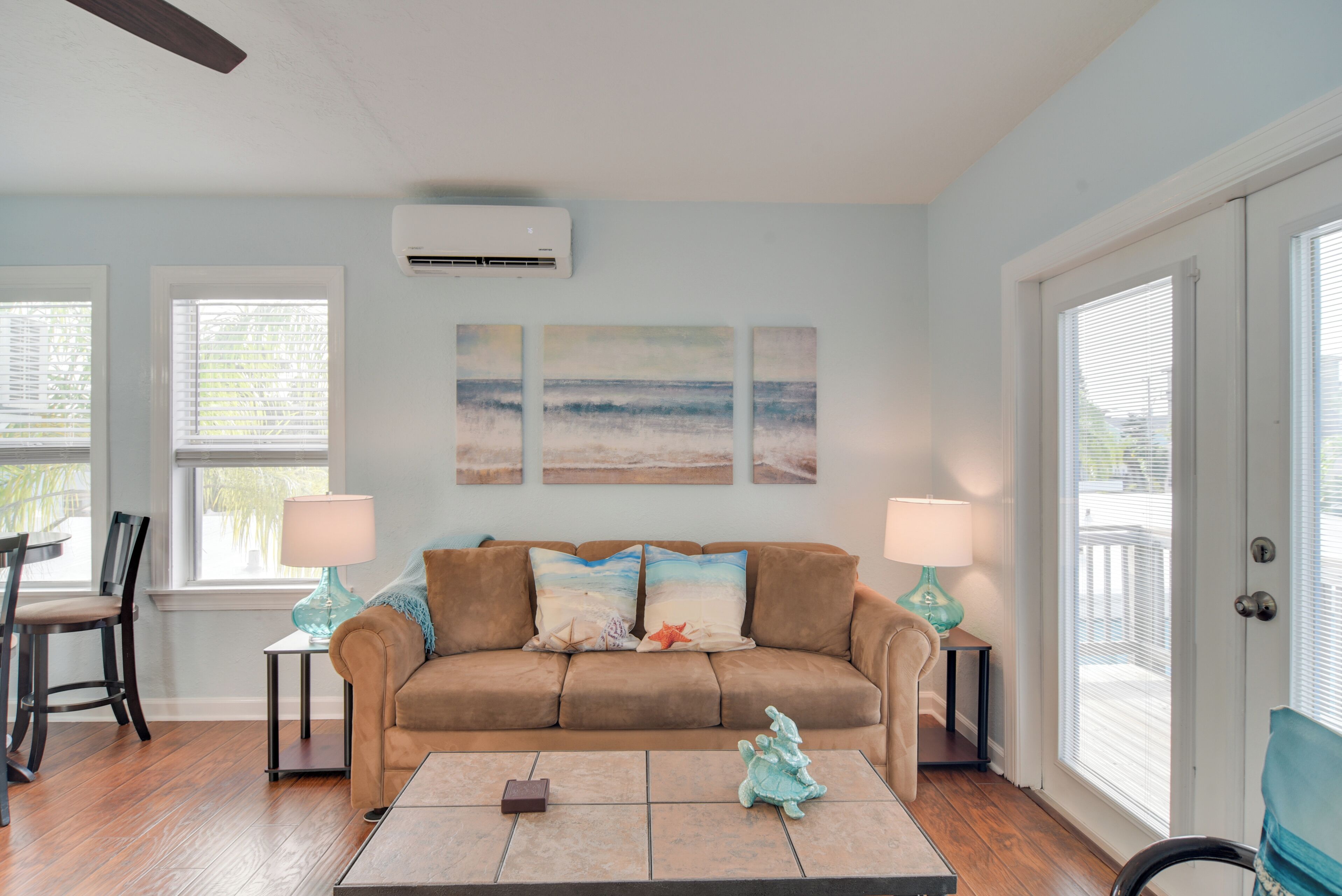 المنشأة من الداخل