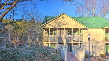 Apartment (0 Bedroom) | Interior