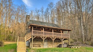 Exterior - Pet-friendly Whittier Cabin With Covered Porch! (Whittier)