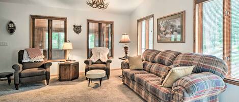 House (2 Bedrooms) | Interior