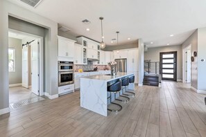 Casa (3 Bedrooms) | Interior