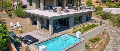 House (3 Bedrooms) | Front of property