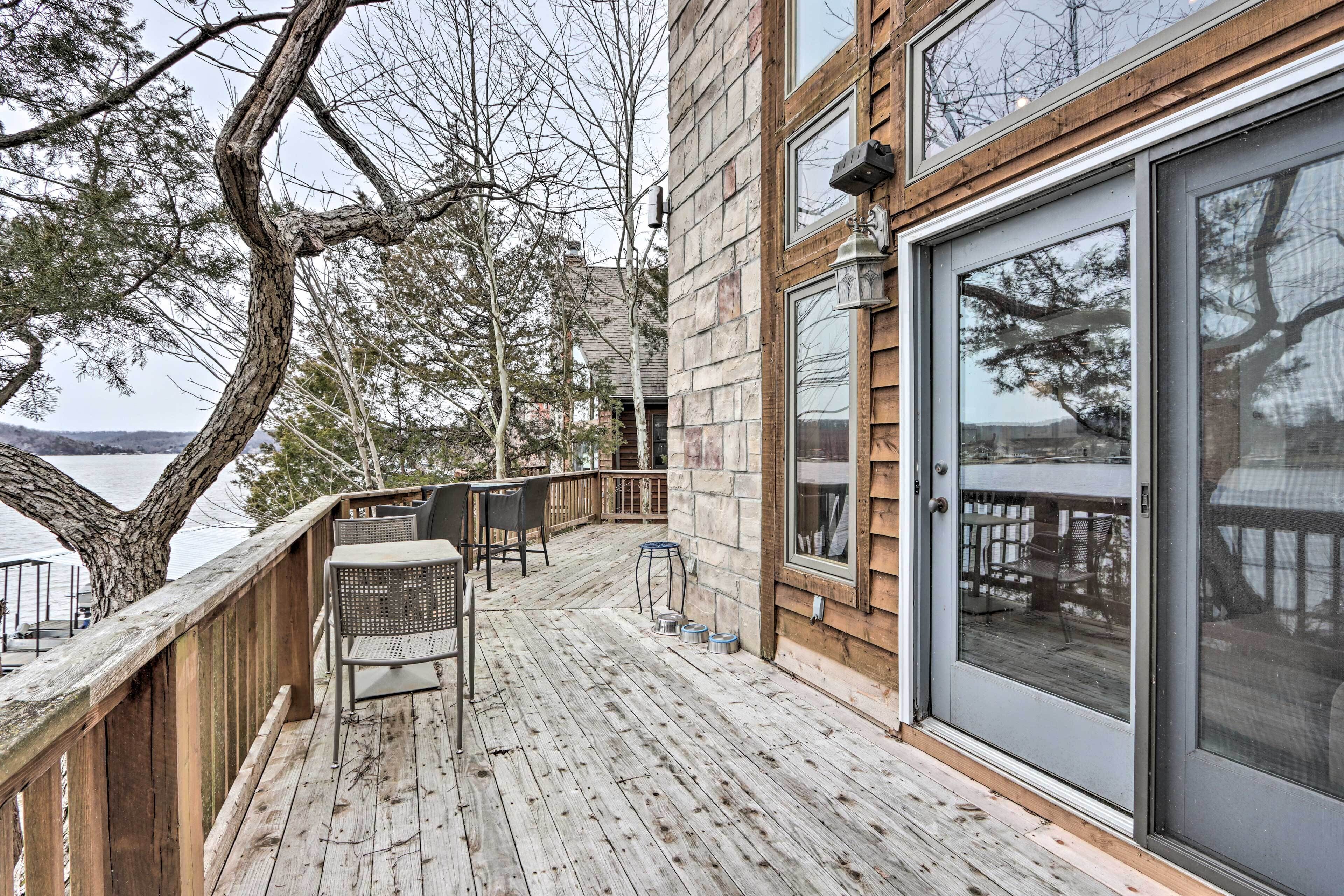 House (5 Bedrooms) | Interior