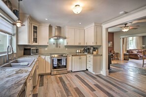 Interior - Cotopaxi Escape w/ Game Room on Arkansas River! (Cotopaxi)