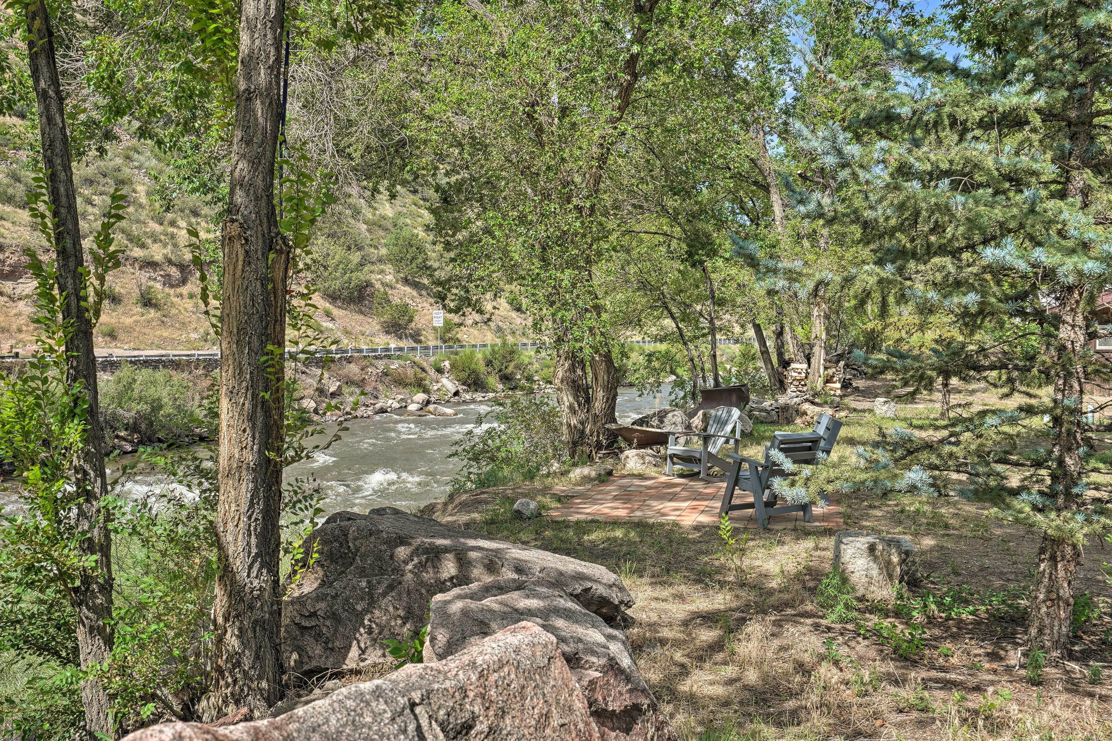 House (6 Bedrooms) | Interior