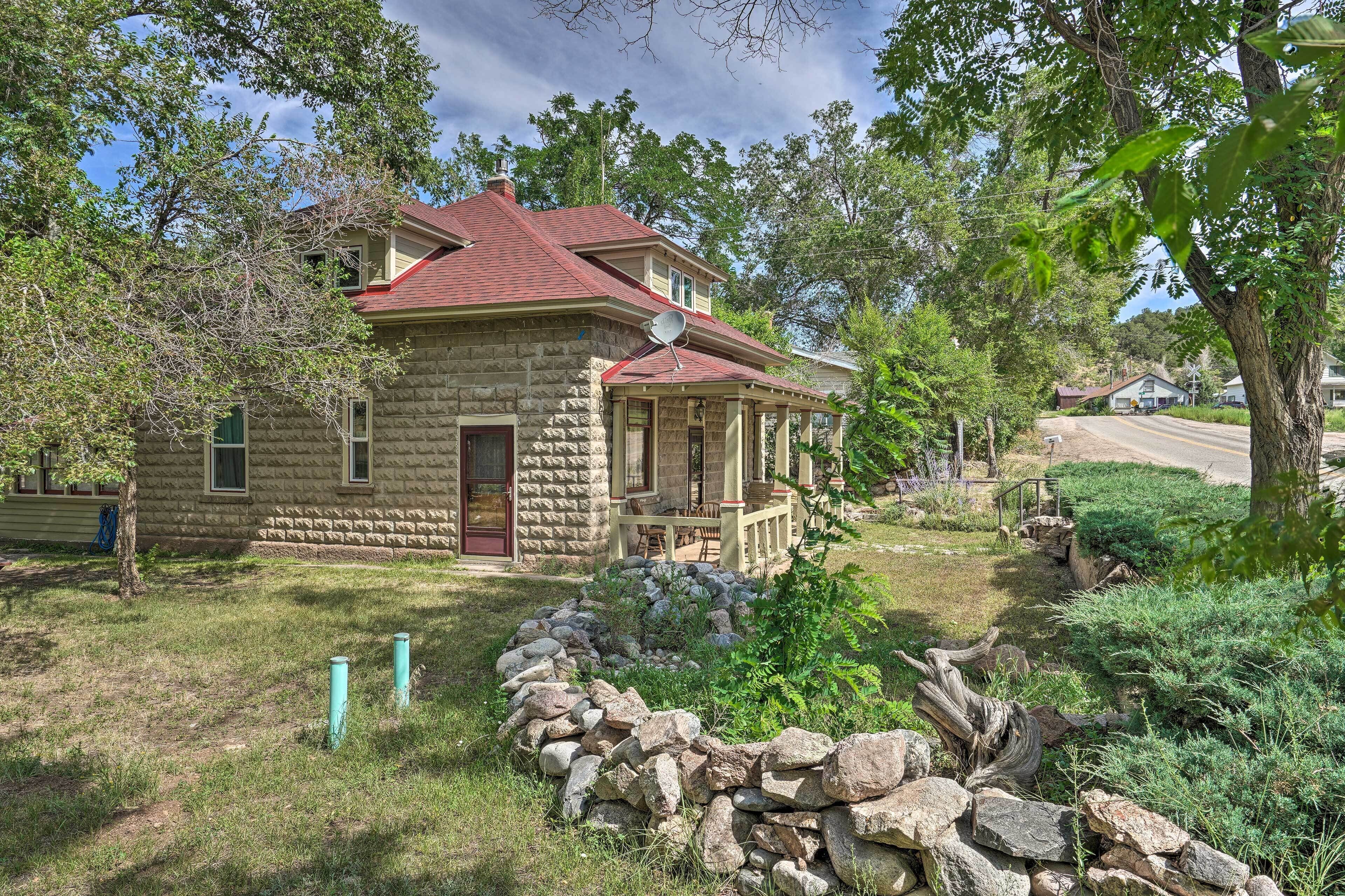 House (6 Bedrooms) | Interior