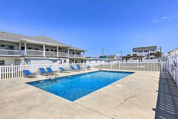 Atlantic Beach Studio W/ Community Pool! - Morehead City, NC