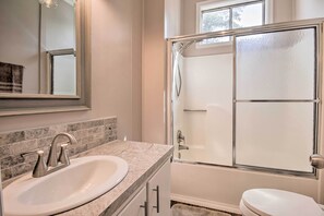 Talo (3 Bedrooms) | Sisätilat