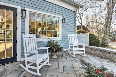 Lovely Norwich Villa, On Golf Course w/ Amenities!