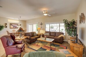 House (2 Bedrooms) | Interior - Inviting Surprise Home With Covered Patio! (Surprise)