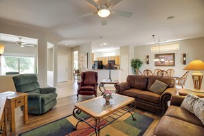 House (2 Bedrooms) | Interior - Inviting Surprise Home With Covered Patio! (Surprise)