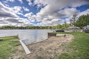 Interior - Lakefront Home w/ Boat Dock in Benton Harbor! (Benton Harbor)