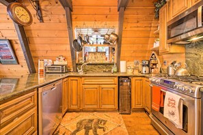 Microwave, oven, stovetop, dishwasher