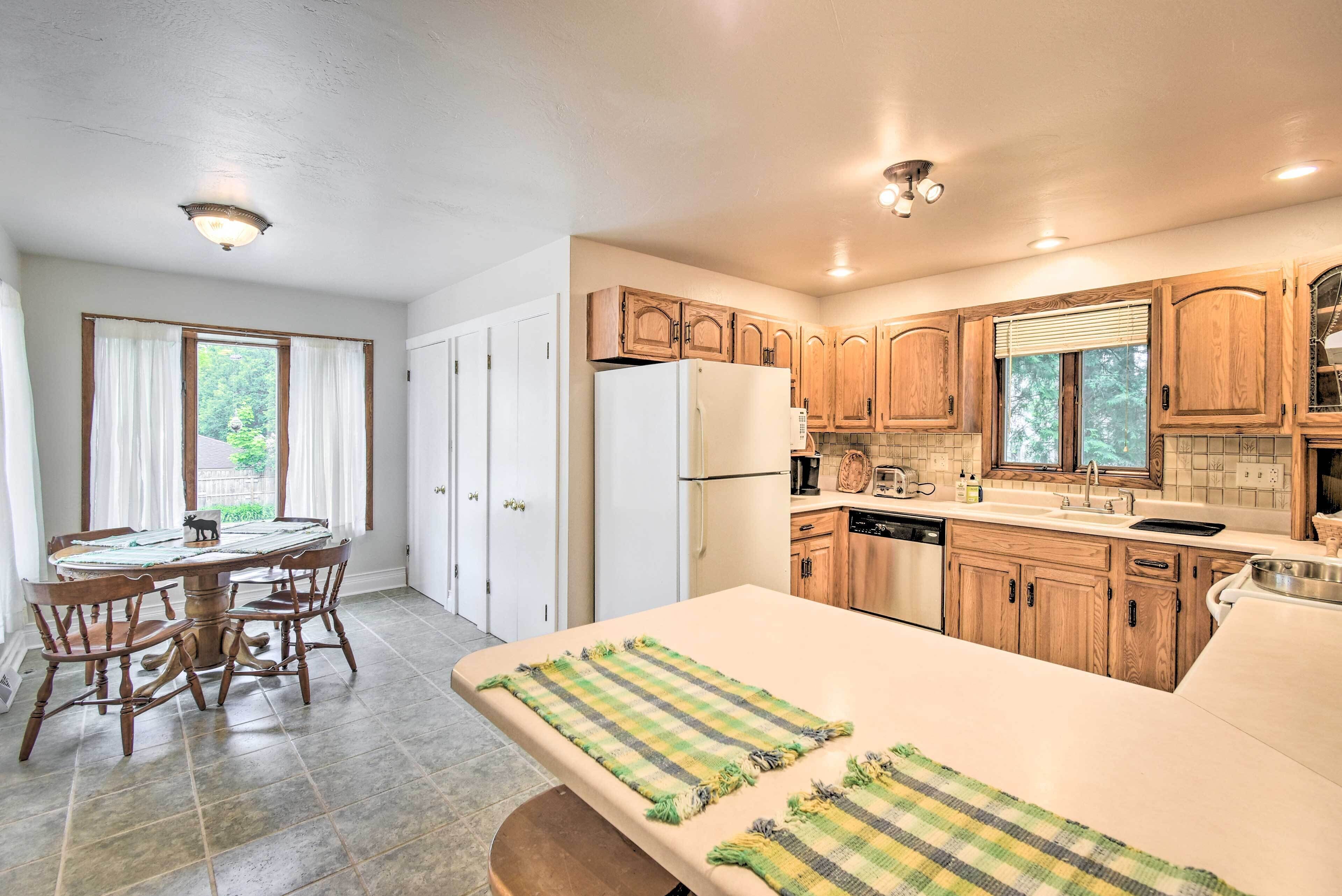 House (2 Bedrooms) | Interior