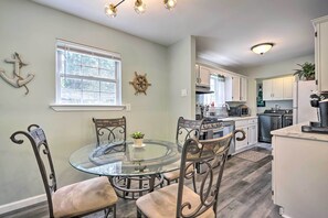 Interior - Bayville Getaway w/ Fire Pit - 2 Mi to Beach! (Bayville)