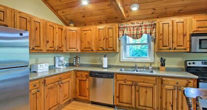 Bethel Chalet w/ Hot Tub: 3 Miles to Sunday River!