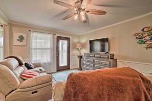 Apartment (0 Bedroom) | Interior