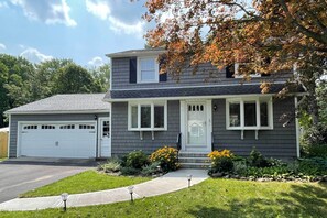 Exterior - Rochester House w/ Fire Pit, Grill & Patio! (Rochester)