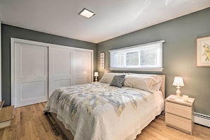 House (3 Bedrooms) | 3 bedrooms, iron/ironing board, free cots/infant beds, bed sheets - Rochester House w/ Fire Pit, Grill & Patio! (Rochester)