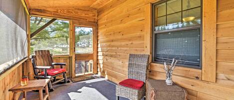 House (2 Bedrooms) | Interior