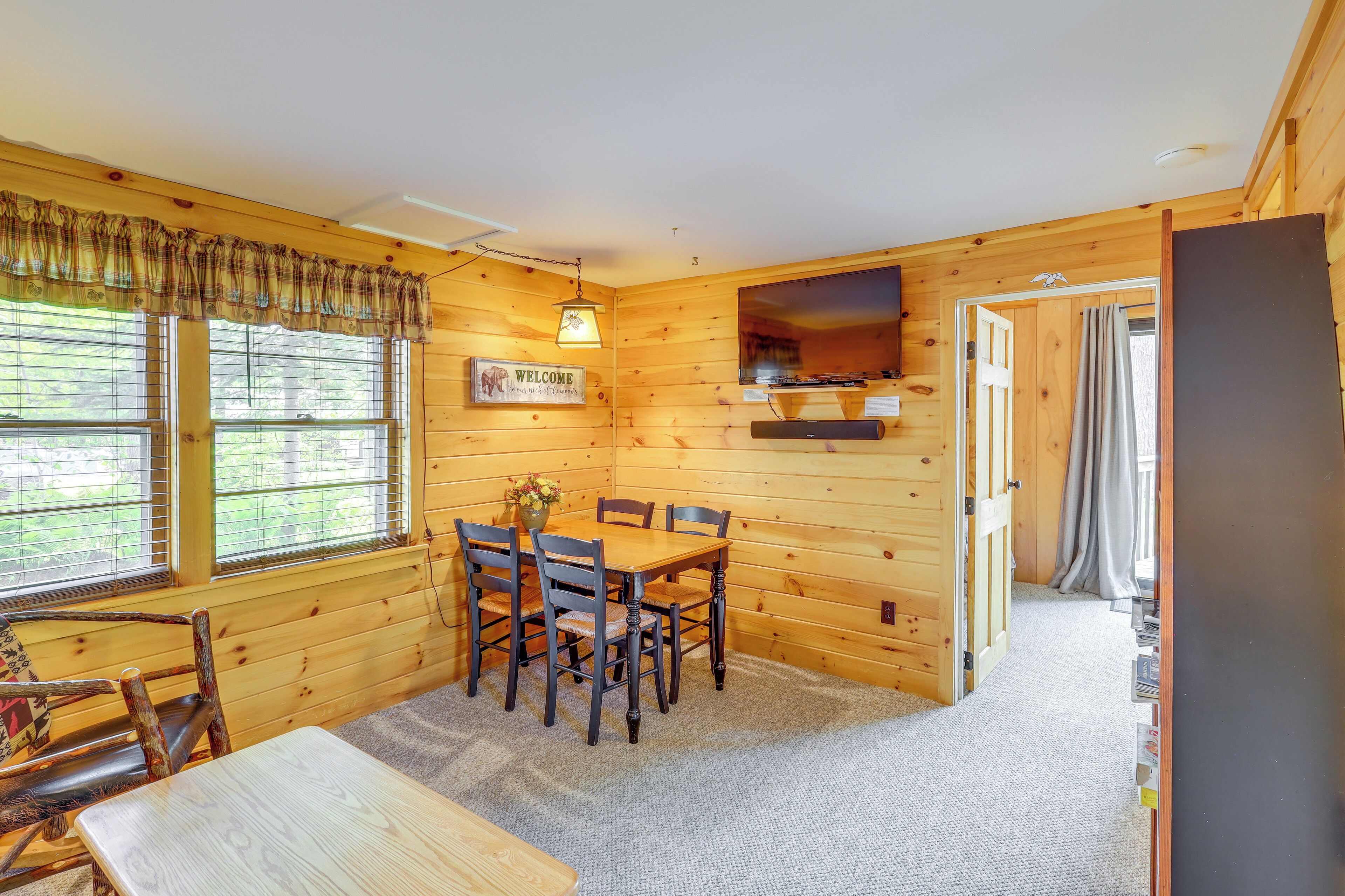 House (2 Bedrooms) | Interior