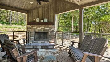 House (1 Bedroom) | Interior