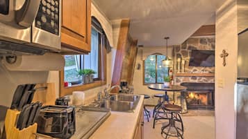 Apartment (1 Bedroom) | Interior