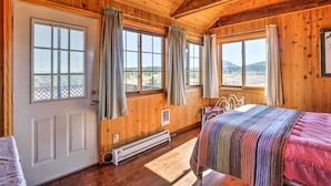 2 bedrooms, iron/ironing board, bed sheets - Ranch of the Rockies Cabin on 4 Acres w/ Mtn Views (Hartsel)
