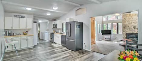 Cottage (2 Bedrooms) | Interior