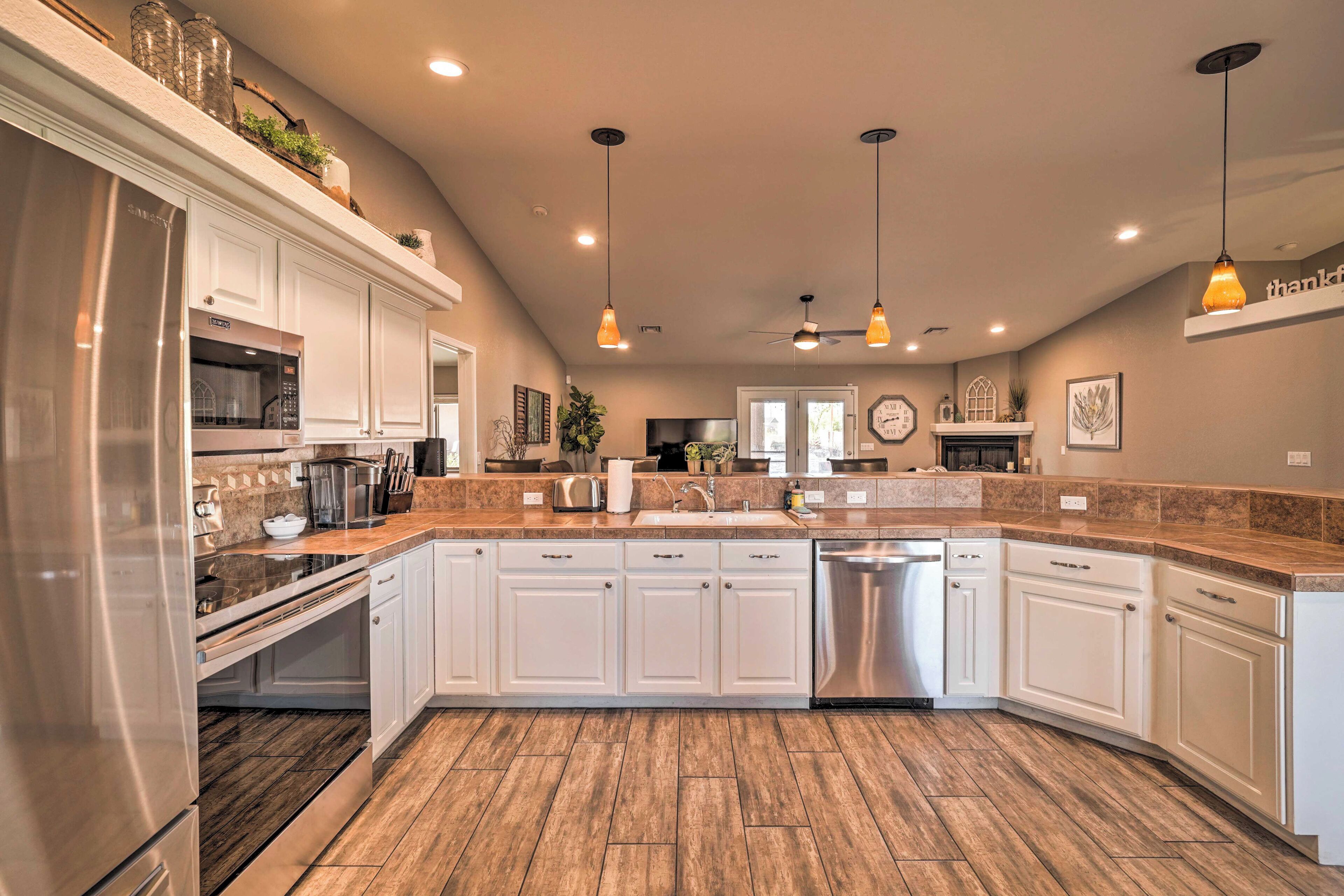 House (4 Bedrooms) | Interior