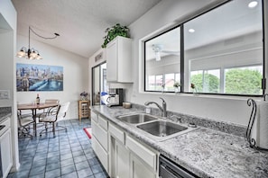 House (2 Bedrooms) | Interior - 1 Mi to Golf! Family-friendly Sun City West Home (Sun City West)