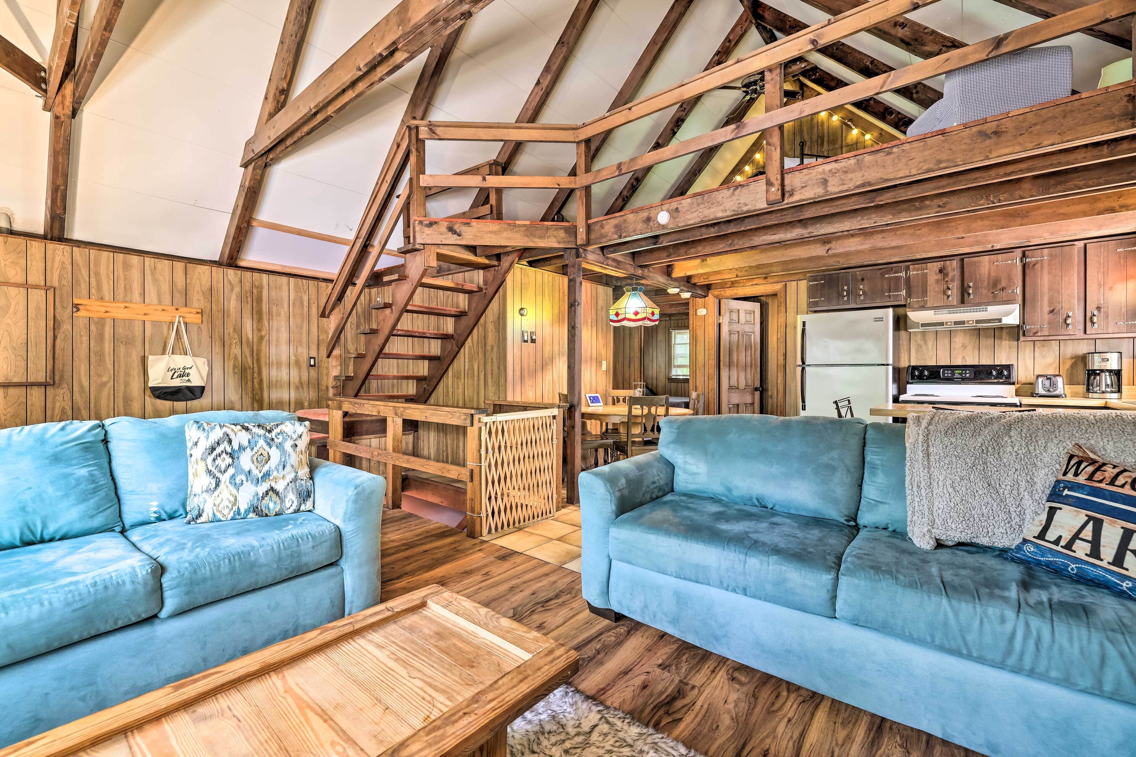 House (2 Bedrooms) | Interior