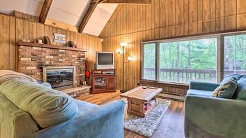 House (2 Bedrooms) | Front of property