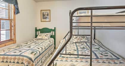 Lakefront Phelps Cottage w/ Private Boat Dock